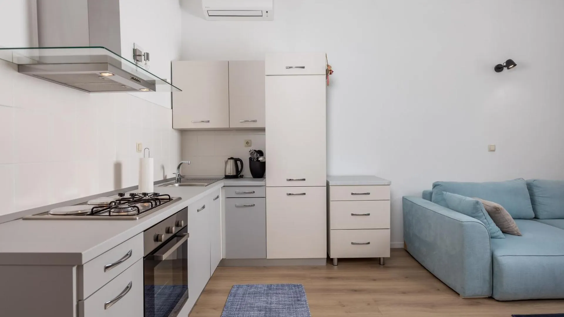 Apartment Issa, Opatija Center With Parking