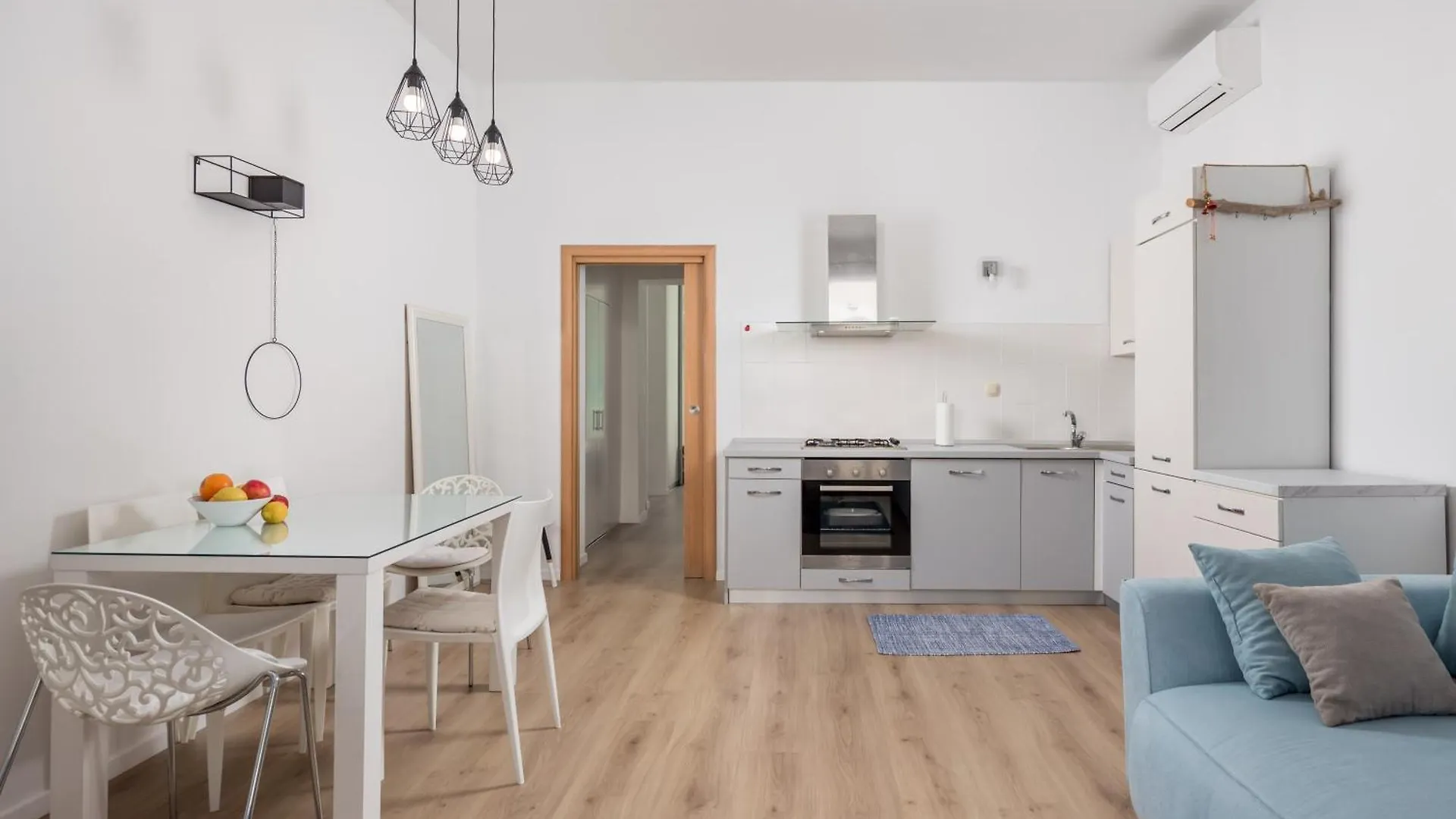 Apartment Issa, Opatija Center With Parking