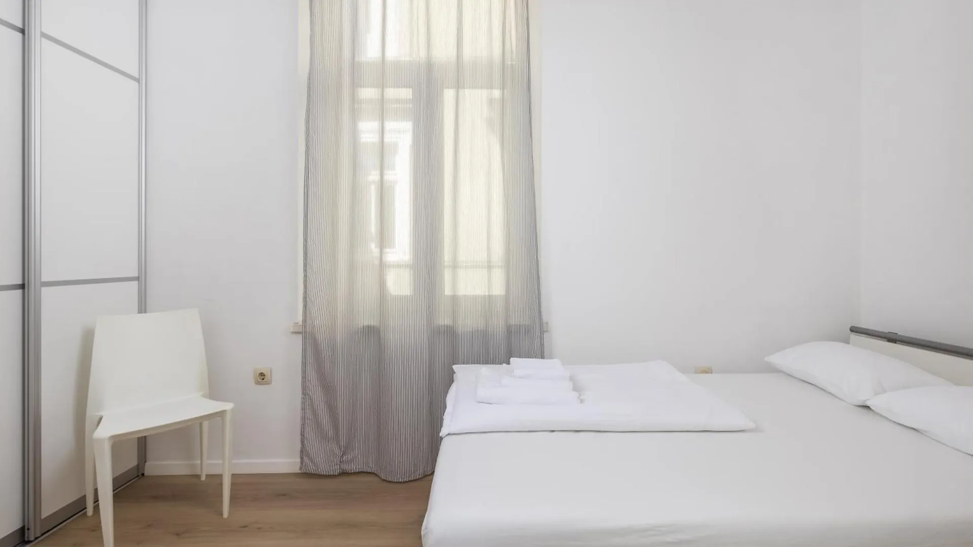 Apartment Issa, Opatija Center With Parking 0*,