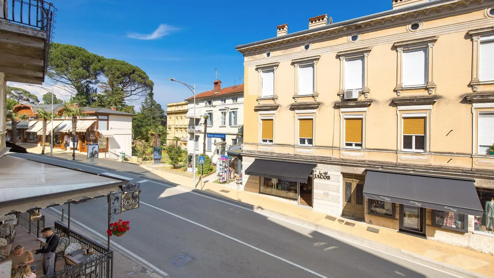 Apartment Issa, Opatija Center With Parking